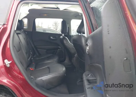 2021 Jeep Compass Altitude 4X4 z USA, uszkodzony, nr VIN 3C4NJDBB6MT530958